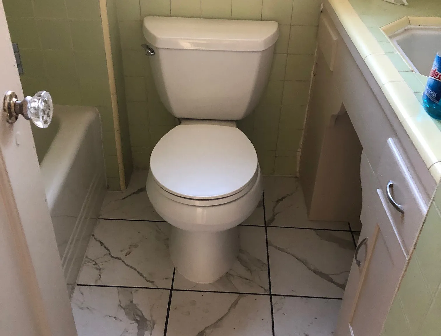 3 bed, 900 sqft, $1,700 — Photo 3
