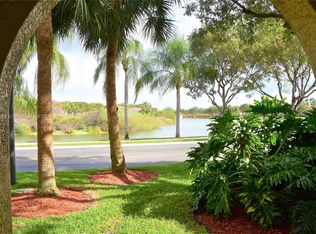 2493 Centergate Dr APT 103, Hollywood, FL 33025