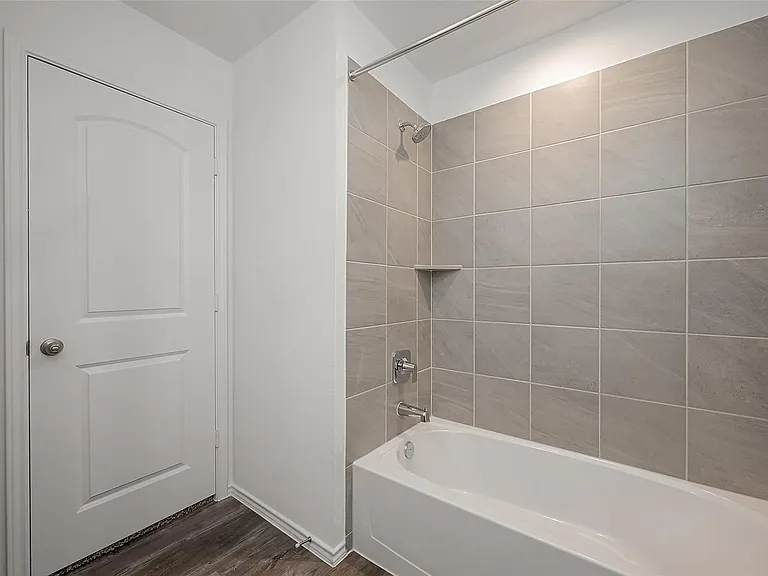 5619 Vintage Oakmont Dr — Photo 32