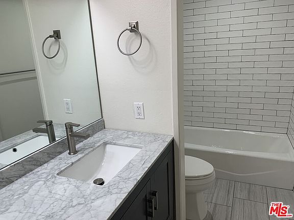 3rd image of 4810 S La Brea Ave #205