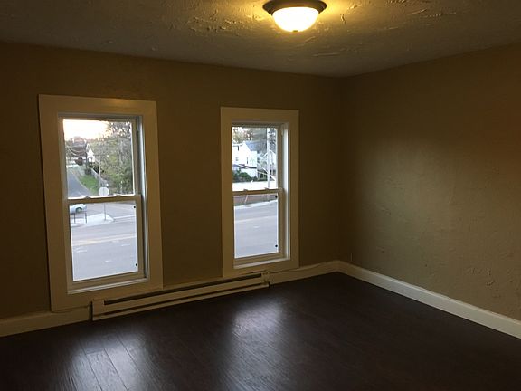 4th image of 214 S Morrison Ave #B