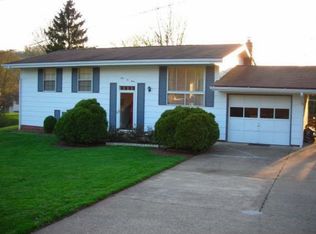 103 Norwood Rd, Nitro, WV 25143