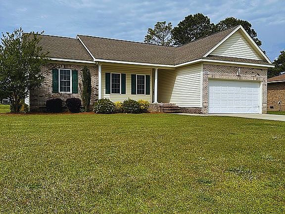 2nd image of 3505 Hillcrest Dr