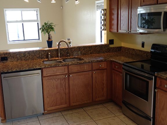 4th image of 102 River Isle Dr