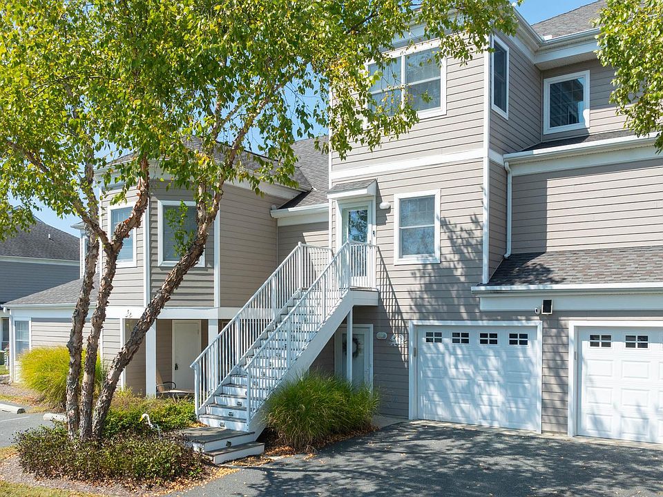 1st image of 38211 Lake Dr APT 1027