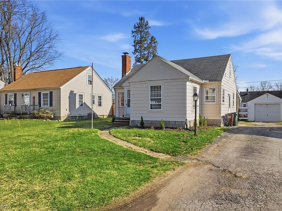 1st image of 41819 Emerson Ct