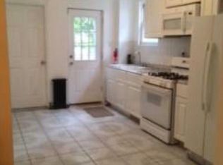 100 Elizabeth St, Staten Island, NY 10310