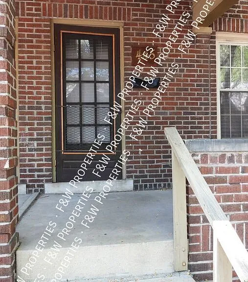 445 Rhoads Ave — Photo 2
