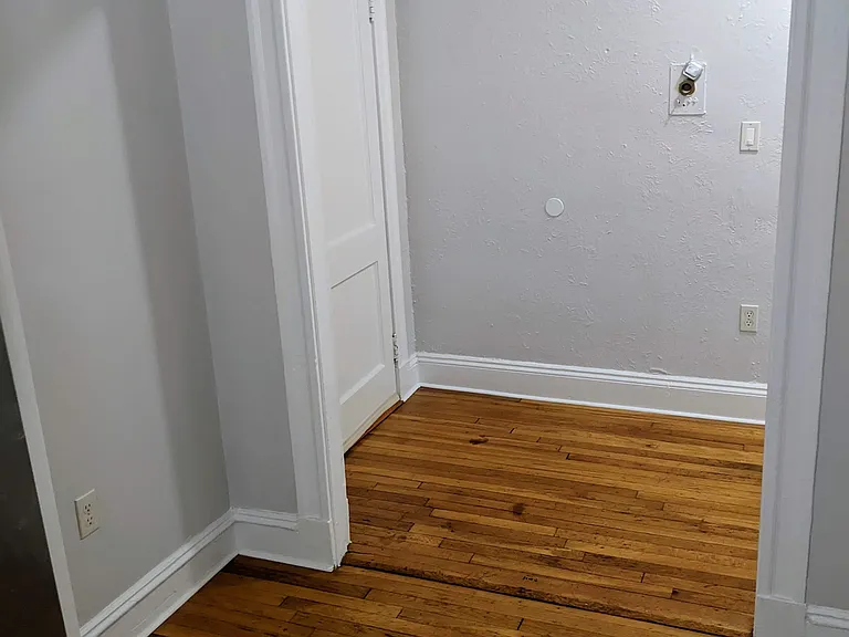 1641 Commonwealth Ave — Photo 21