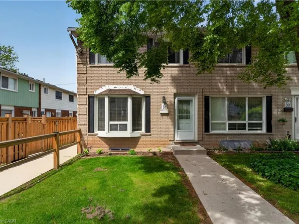 2700 Barton St E #31, Hamilton, ON L8E 2J7