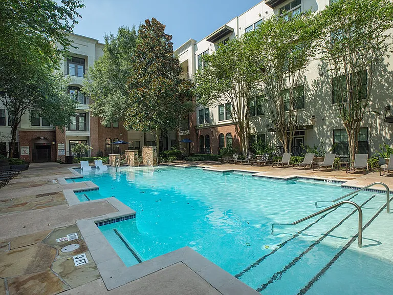 Braeswood Place — Photo 41