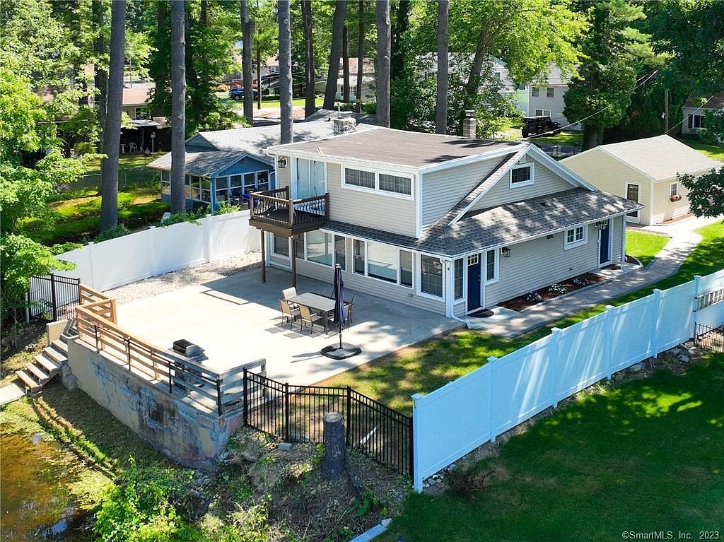 79 Cottage Rd, Enfield, CT 06082 Zillow