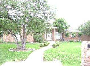 2 Holly Oaks Dr, Morgans Pt Resort, TX 76513