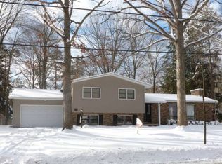 4917 Sturgeon Creek Pkwy, Midland, MI 48640