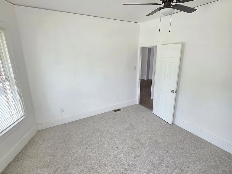 14063 Freeland St — Photo 17