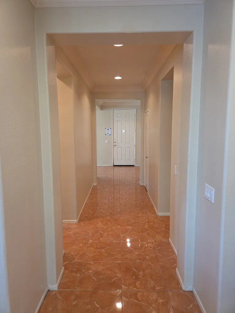 LCL Rental: Beautiful Spacious Single-Story Home — Photo 3