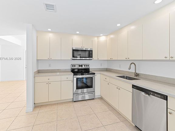 5th image of 365 NW 109th Ave APT 701