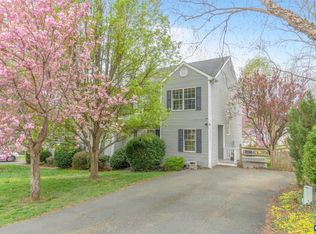 1550 Primrose Ln, Charlottesville, VA