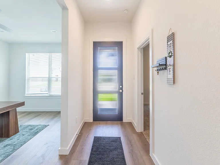 1421 Imperial Ranch Way — Photo 3