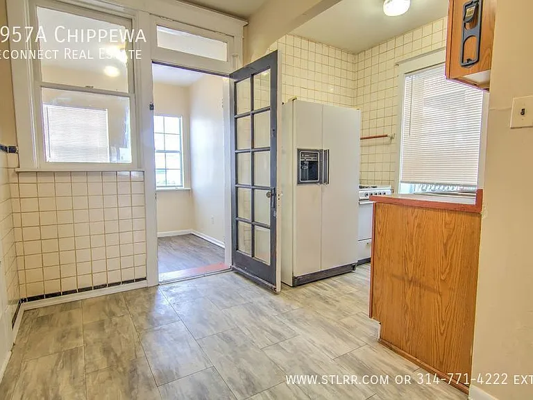 3957A Chippewa St — Photo 7