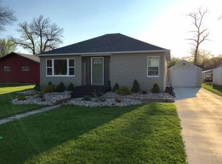 525 Marvin Ave, Volga, SD 57071
