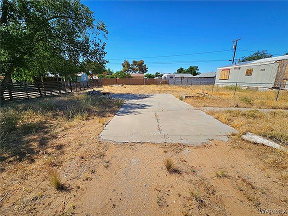 3rd image of 3158 E Lass Avenue