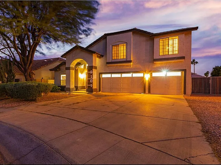 5101 E Grandview Rd — Photo 2