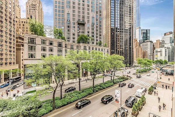 62 West 62nd Street — Photo 3