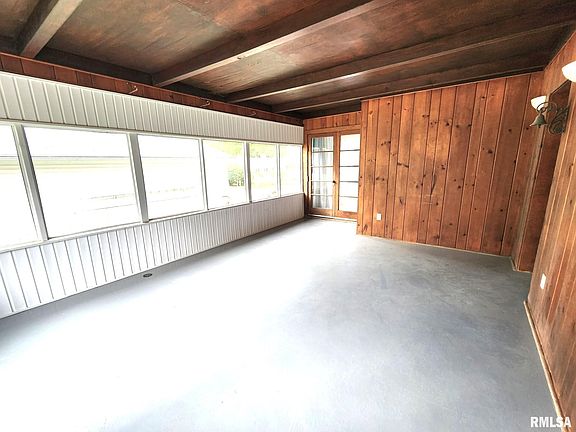 3rd image of 508 N Washington St