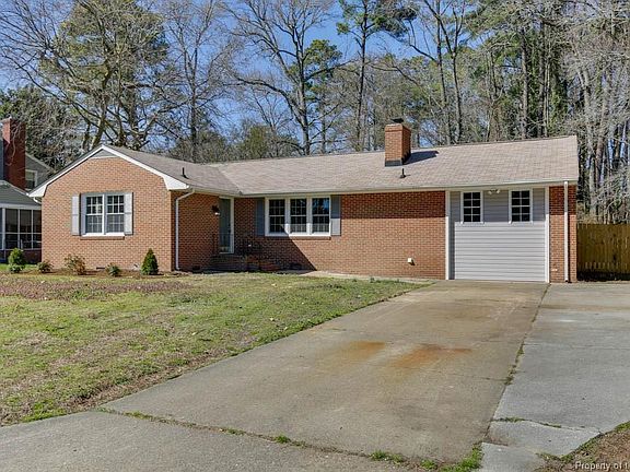 3rd image of 28 Kelsor Dr