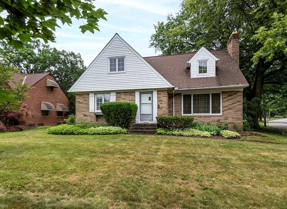 1st image of 24054 Glenbrook Blvd
