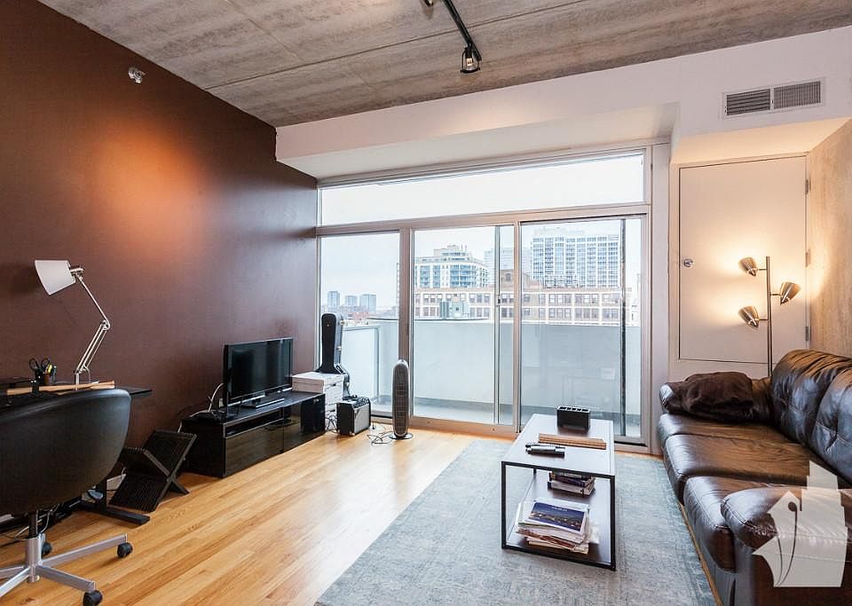 1st image of 630 N Franklin St #717F