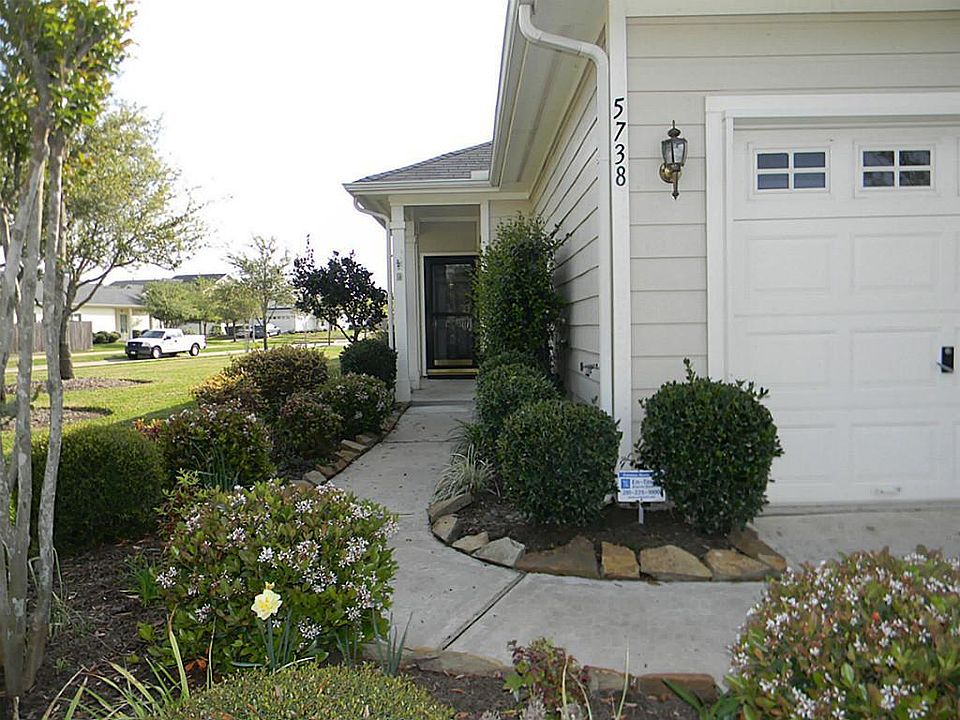 1st image of 5738 Silver Oak