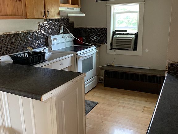 5th image of 2103 E Rosser Ave #8