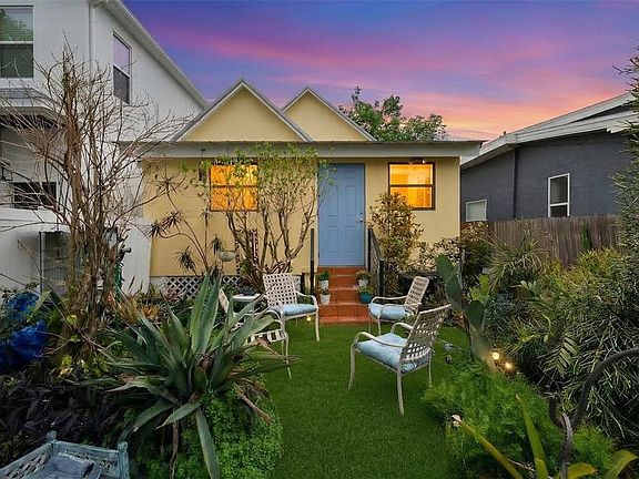 5th image of 2339 W Walnut St