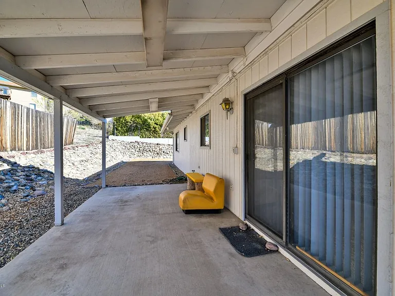 1602 Luna Ct — Photo 9