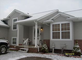 14318 Birch Rd, East Liverpool, OH 43920