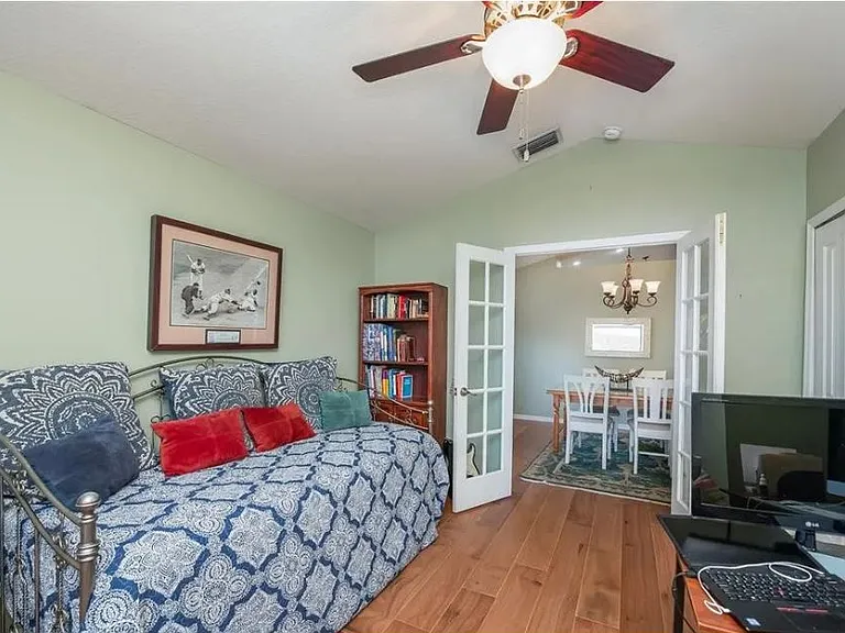 1247 Maximilian Dr — Photo 5