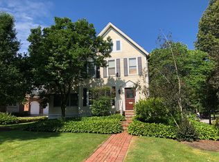 568 N Washington St, Hinsdale, IL 60521