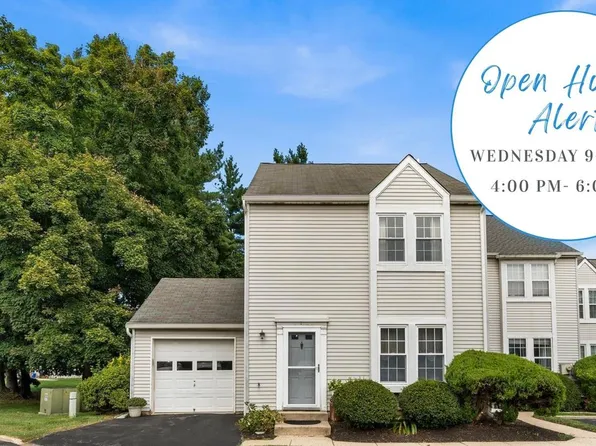 1 Maple Dr, Conshohocken, PA 19428