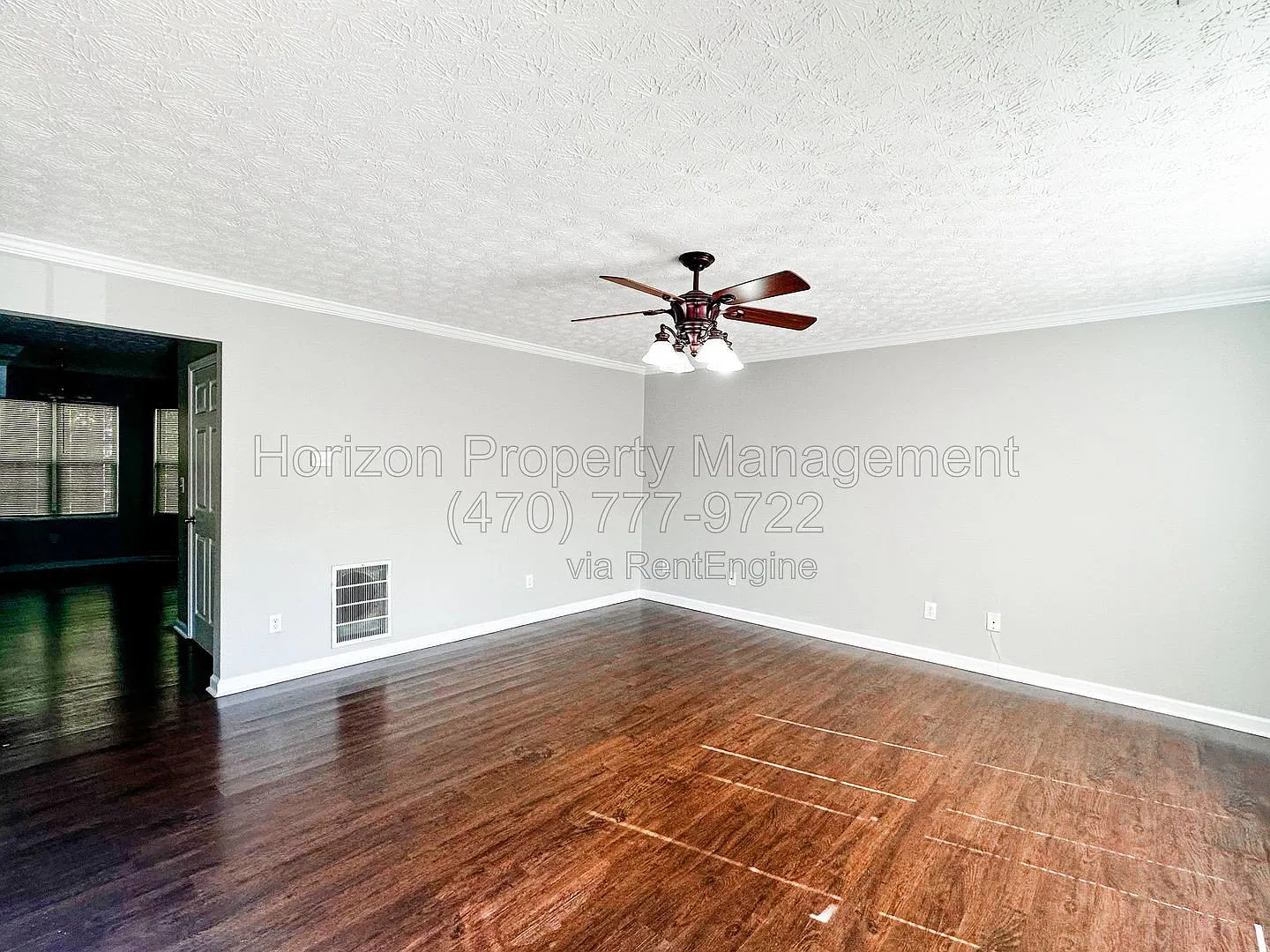 3 bed, 2.5 bath, 1372 sqft, $1,625 — Photo 3