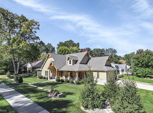 354 W Glen Park Dr, Bay Village, OH 44140