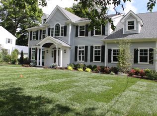 305 W End Ave, Ridgewood, NJ 07450