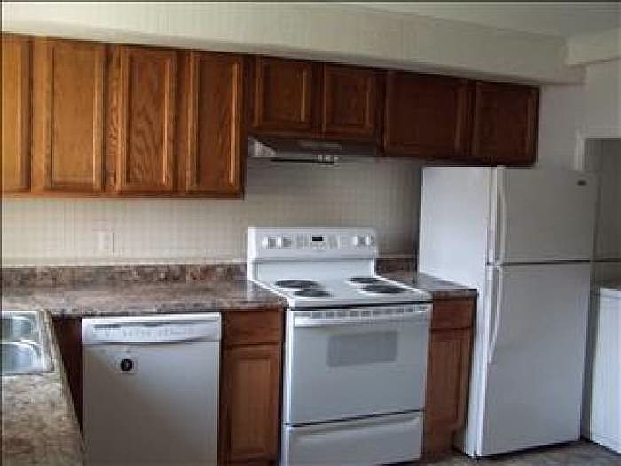 2nd image of 56 Spring Valley St