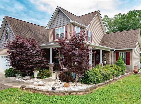 3rd image of 5128 Orchard Park Dr