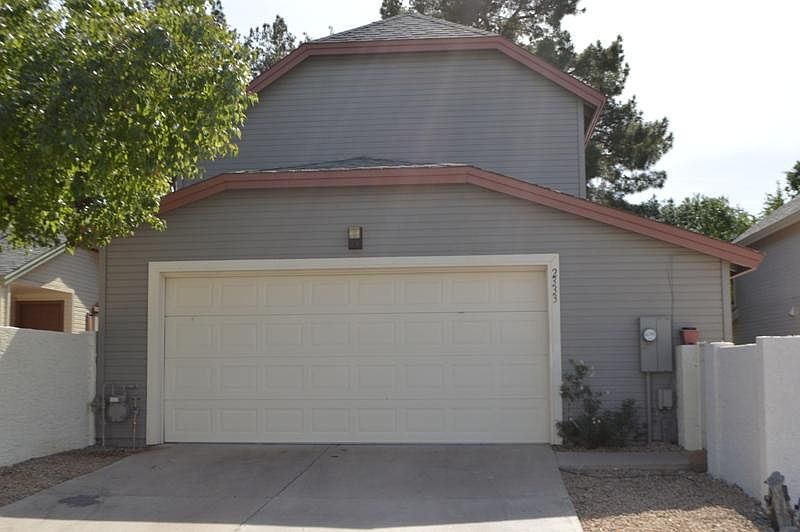 1st image of 2333 W Garden Dr