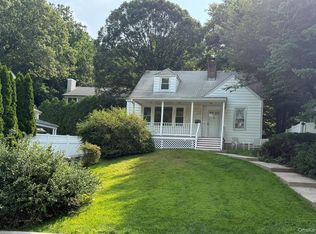 9 Chimney Pot Ln, Ardsley, NY 10502