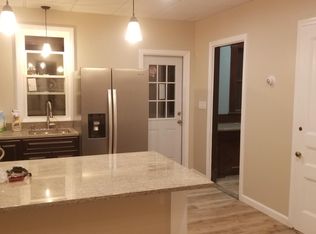 21 Cross St APT 2, Concord, NH 03303