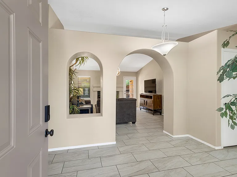 4285 W Plantation St — Photo 5