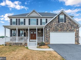 5645 Whinstone Way, Chambersburg, PA 17202